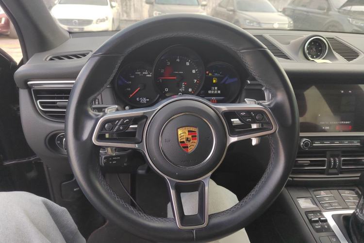 Used Porsche Macan 2020 Macan 2.0T
