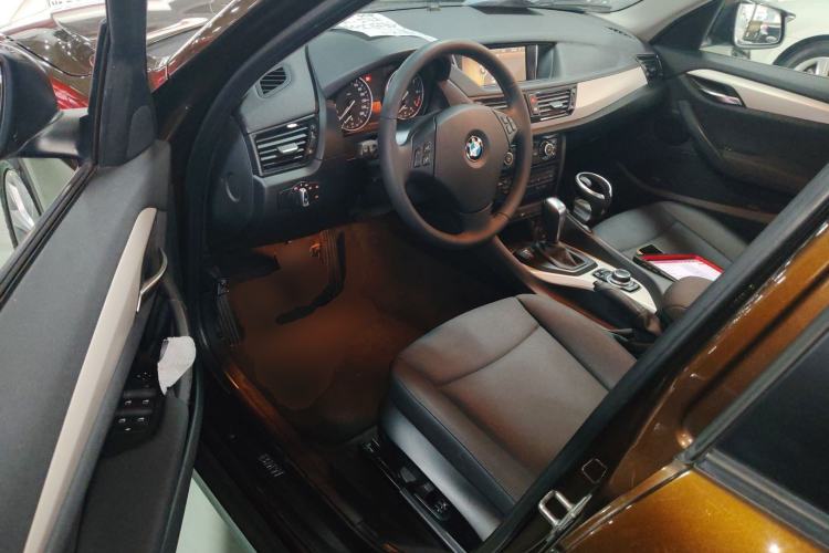 Used BMW X1 2012 sDrive18i Luxury Edition
