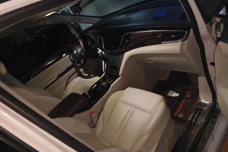 Used Buick GL8 2018 ES 28T Comfort Model China VI Standard
