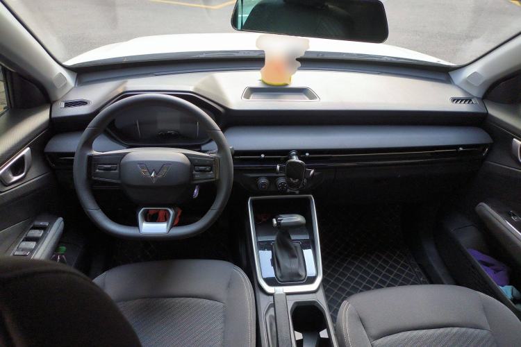 Used Wuling Alvez 2023 1.5L CVT Comfort Edition
