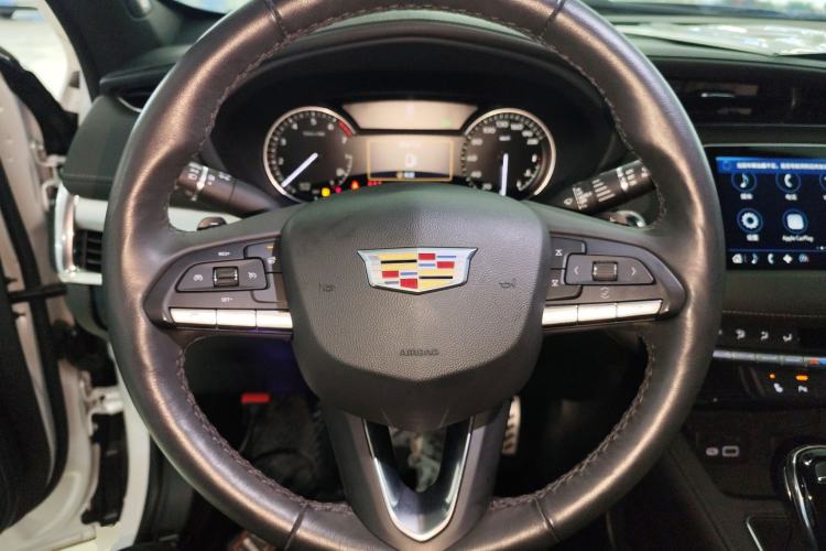 Used Cadillac XT4 2021 28T Two-Wheel Drive Leading Version