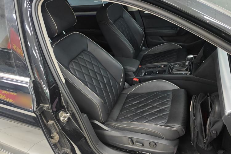 Used Volkswagen Magotan GTE Plug-in Hybrid 2022 GTE Luxury Model
