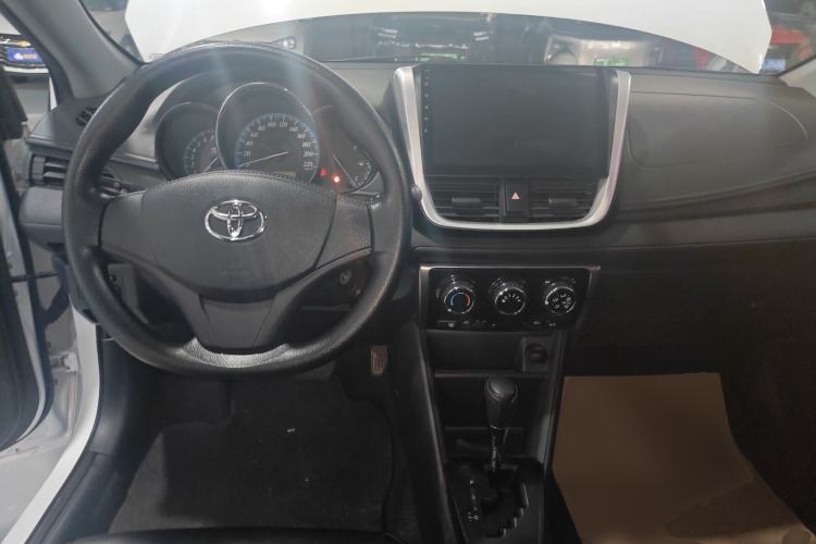 Used Toyota YARiS L 2016 Revised 1.5E CVT Charming Edition