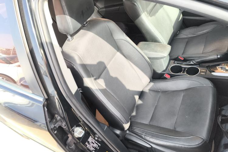 Used Toyota Corolla 2017 1.2T CVT GL-i Leather Edition
