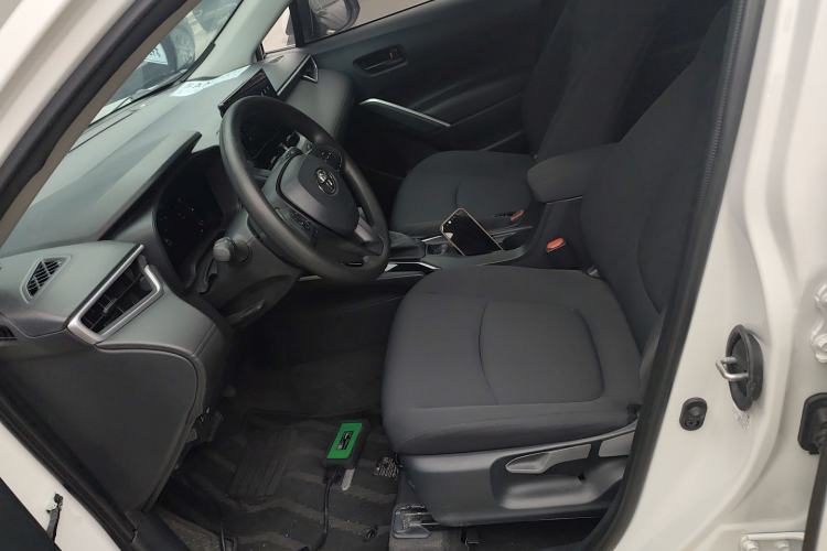 Used Toyota Corolla Cross 2023 2.0L Pioneer Edition
