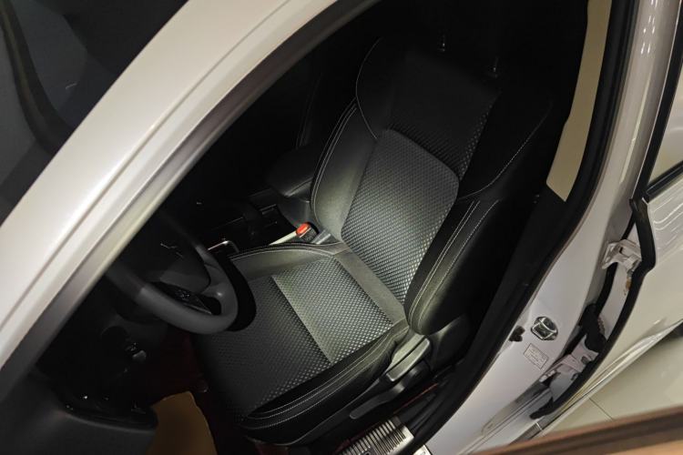 Used Mitsubishi Outlander 2021 2.0L Two-Wheel Drive Comfort Edition 5 Seats