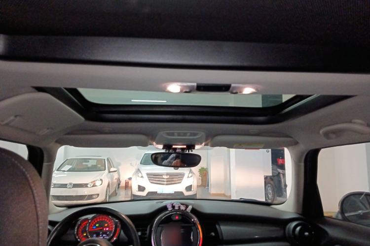 Used  MINI 2016 1.5T COOPER Five-Door Edition
