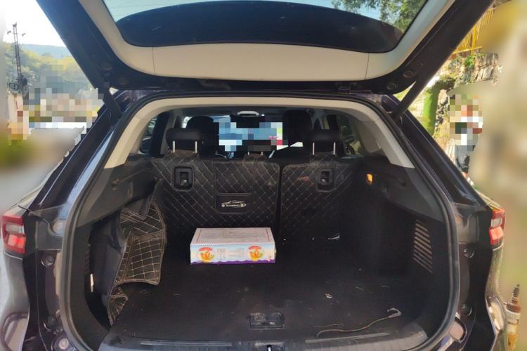 Used  Lingyun 2019 1.6T Two-Wheel Drive Diamond Edition