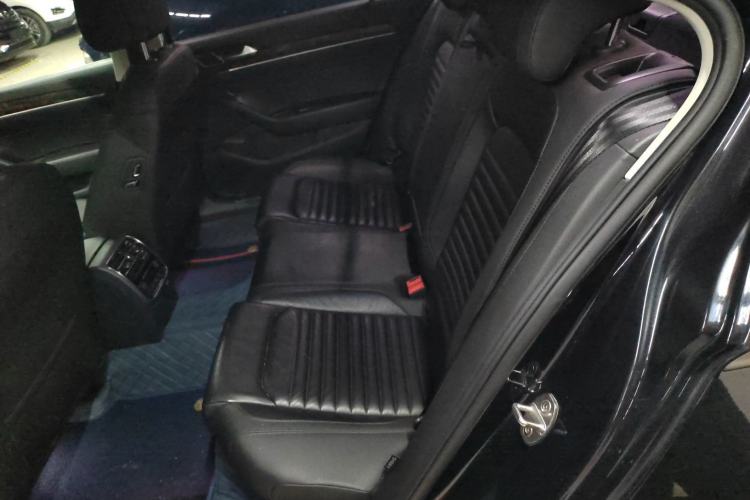 Used Volkswagen Magotan 2018 Facelift 330TSI DSG Luxury Model