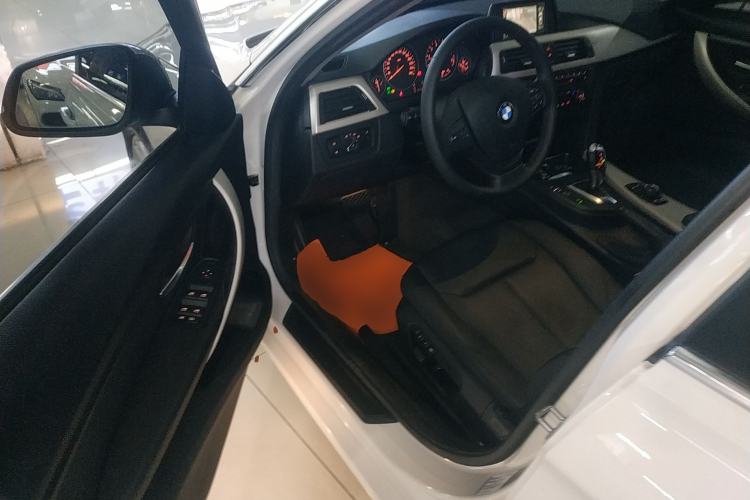 Used BMW 3 Series 2015 320Li Luxury Edition Fashion Model
