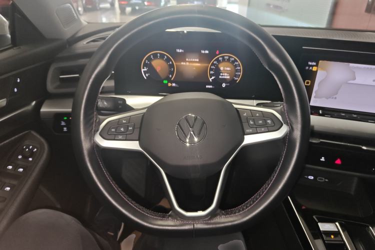 Used Volkswagen Lamando 2024 Lingdu L 200TSI DSG Trendy & Spicy Edition
