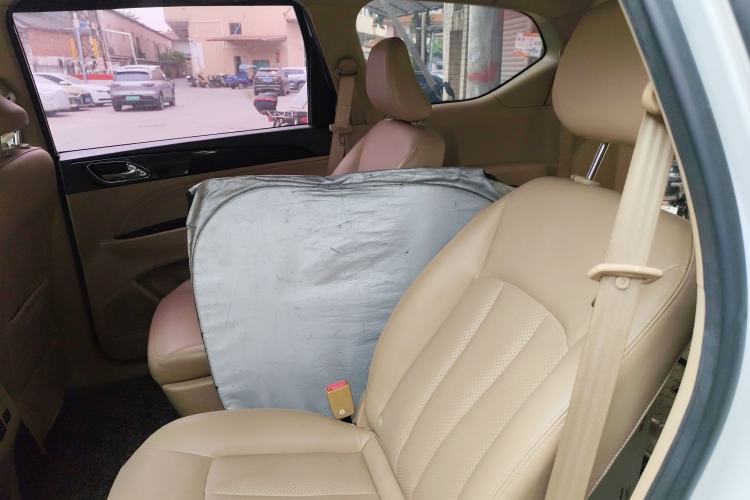 Used Baojun 730 2016 1.5T Manual Comfort Version 7 Seats
