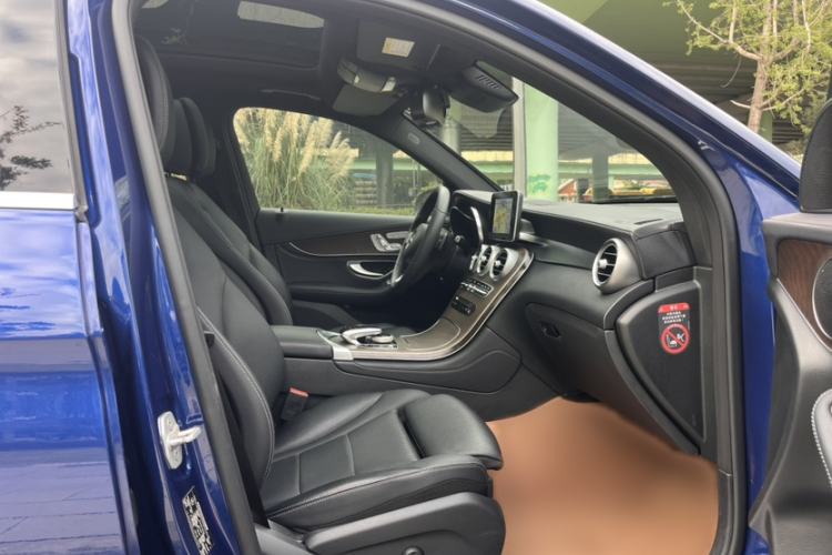 Used Mercedes-Benz GLC 2016 GLC 300 4MATIC Dynamic Model
