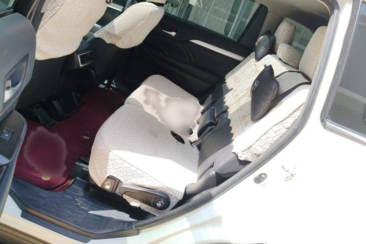 Used Toyota Highlander 2018 2.0T Four-Wheel Drive Luxury Edition 7 Seats China V Emission Standard