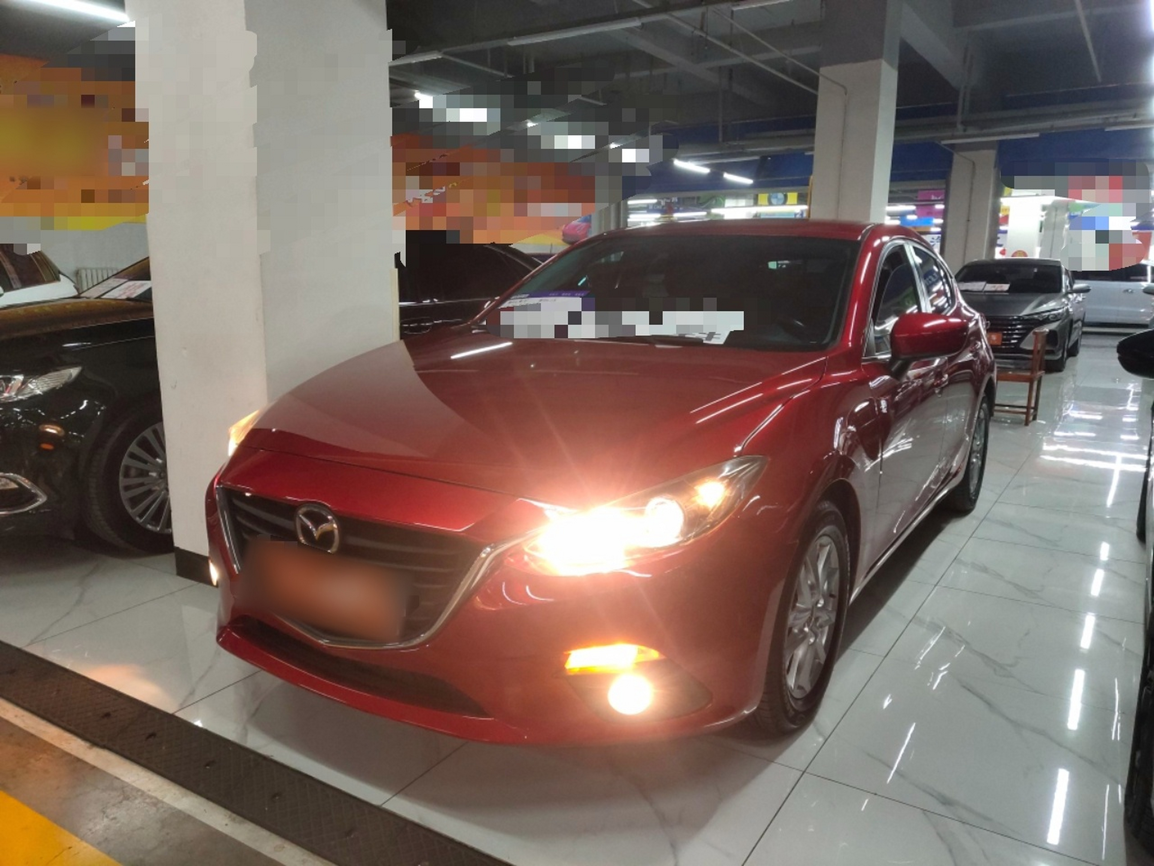 Под передней частью автомобиля