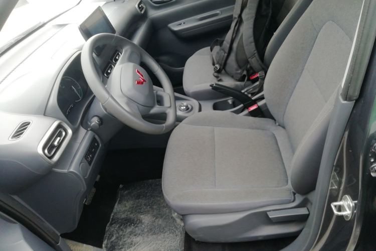 Used Wuling Hongguang New Energy 2024 All-Electric Model 300KM Standard Version
