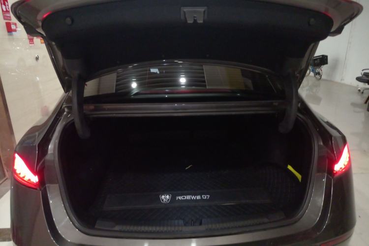 Used Roewe D7 2023 DMH 125km Excellence Edition