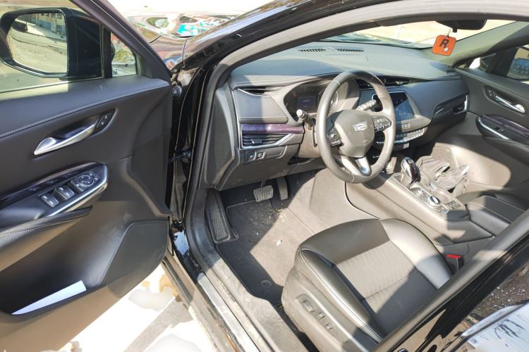 Used Cadillac XT4 2022 28T Two-Wheel Drive Fashion Edition