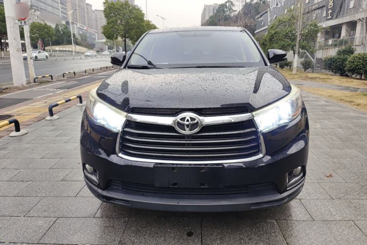 Used Toyota Highlander 2017 2.0T Two-Wheel Drive Elite Version 7 Seats