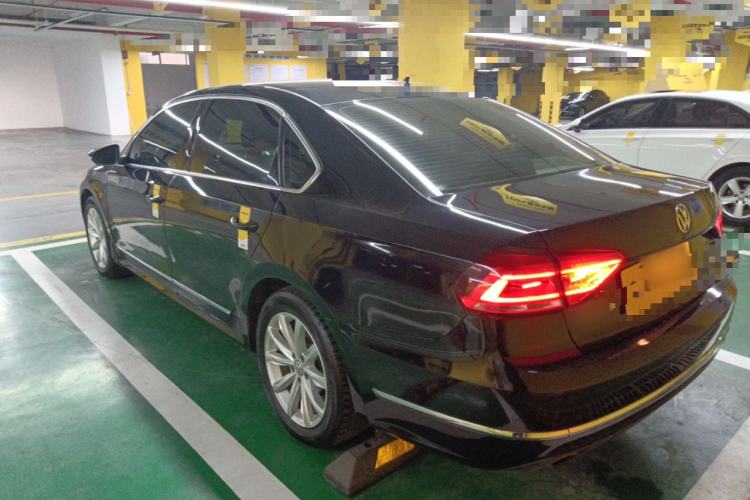 Used Volkswagen Passat 2017 330TSI DSG Luxury Edition
