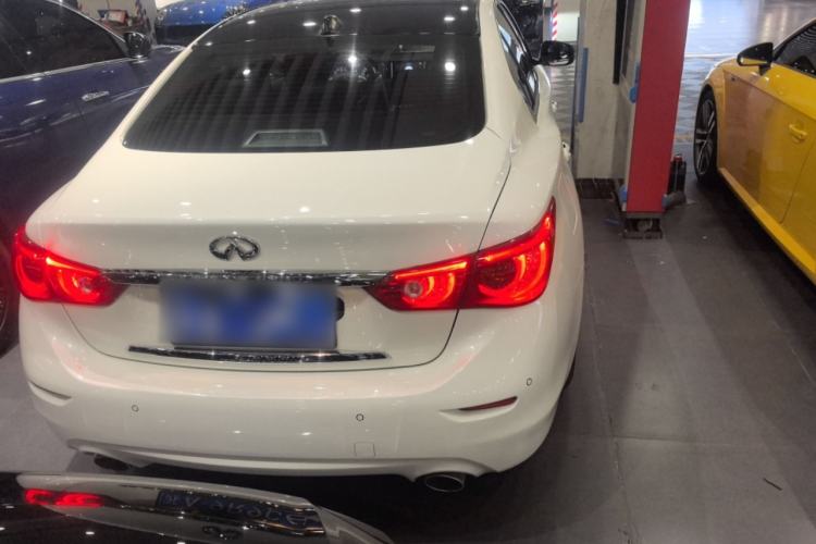 Used Infiniti Q50L 2016 2.0T Comfort Edition
