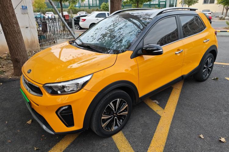 Used Kia kx1 Stonic 2021 1.4L CVT Fun & Sunroof Model
