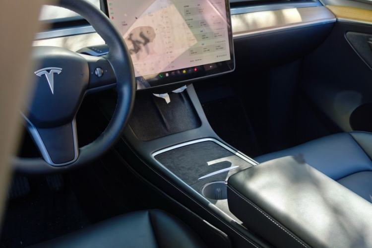 Used Tesla Model Y 2022 Rear-Wheel-Drive Version