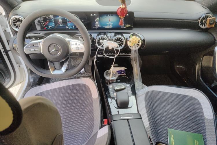 Used Mercedes-Benz A-Class 2022 Revised Version A 200 L Sport Sedan Fashionable Style