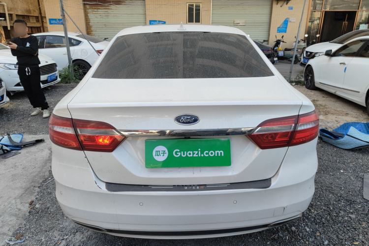 Used Ford Taurus 2017 EcoBoost 245 Fashion Edition