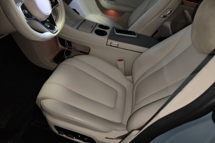 Used Hima Luxeed R7 2024 All-Electric 802 km Max
