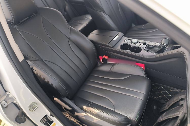 Used Changan CS75 PLUS 2021 1.5T Automatic Pioneer Model
