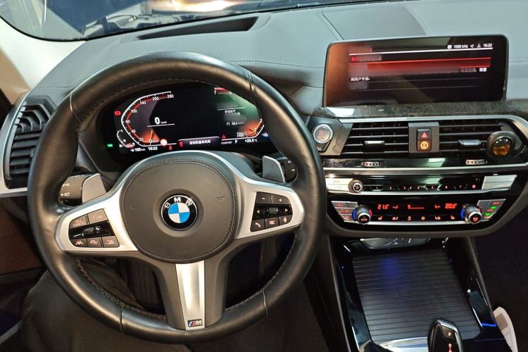 Used BMW X3 2020 xDrive30i Luxury Model with M Sport Package
