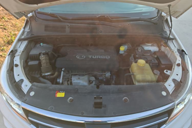 Used Baojun 730 2017 1.5T Manual Prestige Version 7 Seats