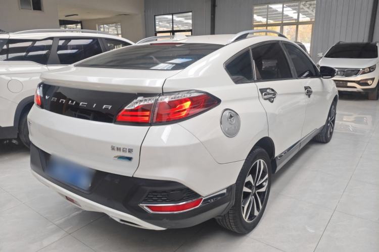 Used Venucia T90 2018 2.0L CVT Smart Connect Fashion Edition China VI Standard
