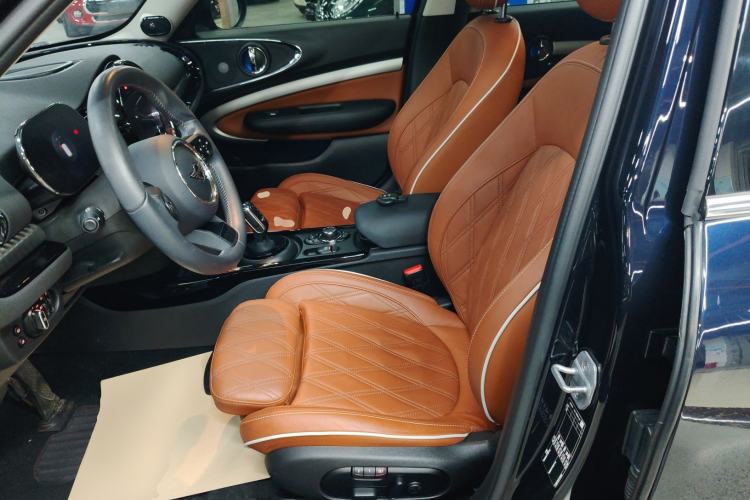 Used  Clubman 2023 2.0T COOPER S Connoisseur
