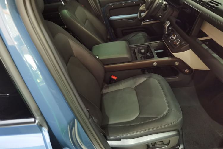 Used Land Rover Defender 2023 110 3.0T P400 X-DYNAMIC HSE
