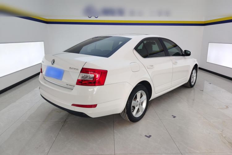 Used Skoda Octavia 2015 1.6L Automatic Yijun Edition
