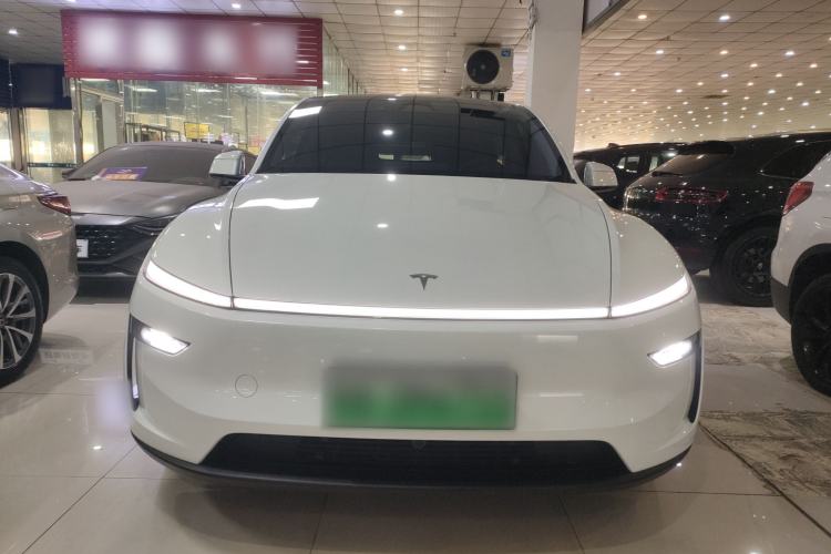 Used Tesla Model Y 2025 Rear-Wheel Drive First Edition