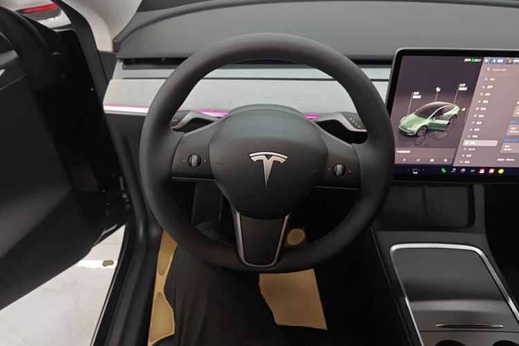 Used Tesla Model Y 2024 Rear-Wheel-Drive Version