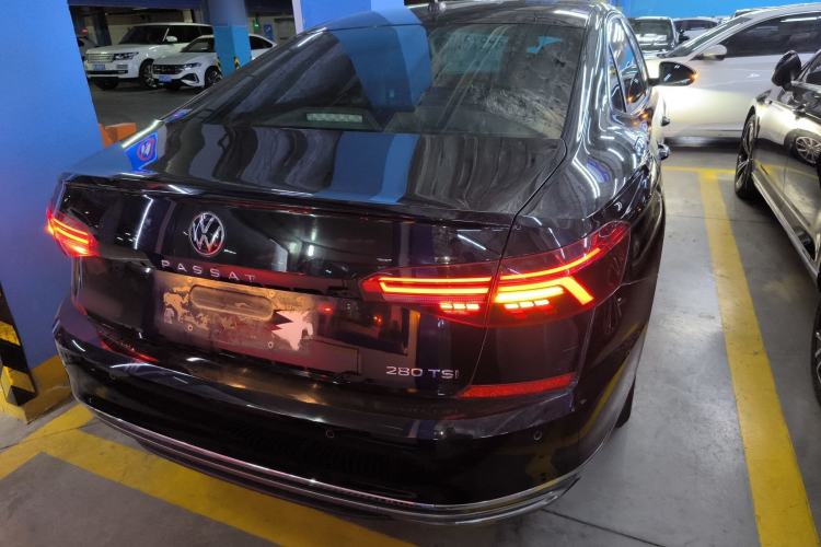 Used Volkswagen Passat 2021 280TSI Business Edition
