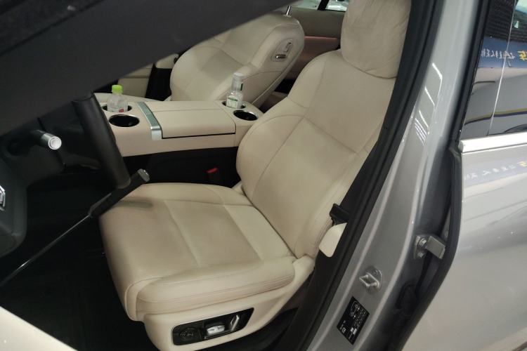 Used Li Auto L9 2022 Max model
