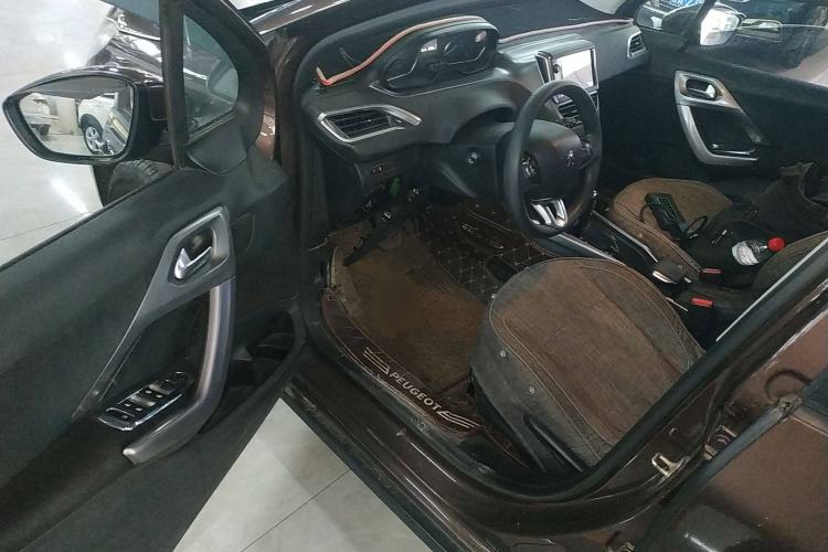 Used Peugeot 2008 2016 230THP Automatic Fashion Edition
