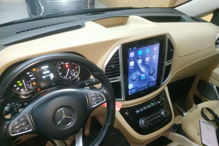 Used Mercedes-Benz Vito 2018 2.0T Business Version China VI Emission Standard
