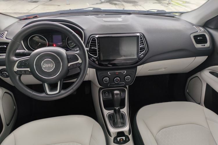 Used  Compass 2017 200T Automatic Comfort Edition
