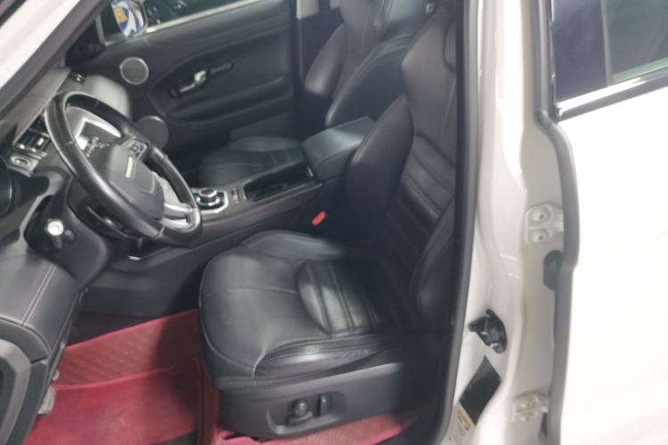 Used Land Rover Range Rover Evoque 2018 240 PS HSE DYNAMIC All-Wheel Drive Edition