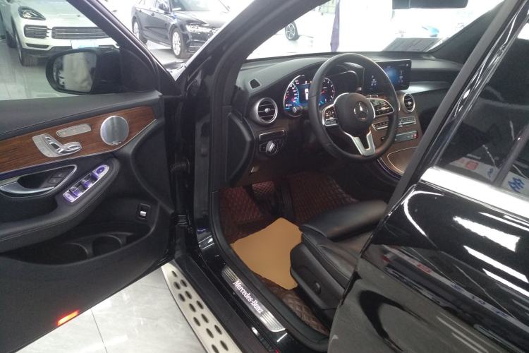 Used Mercedes-Benz GLC 2020 GLC 300 L 4MATIC Luxury Model
