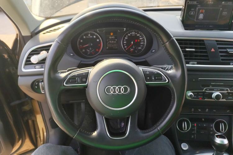 Used Audi Q3 2016 35 TFSI quattro all-wheel-drive style model