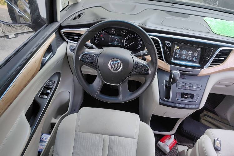 Used Buick GL8 2017 ES 28T Comfort Model China V Standard
