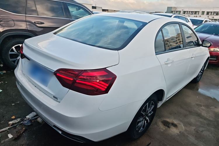 Used Geely Auto Emgrand 2019 Leading Edition 1.5L CVT Luxury Model China VI Standard
