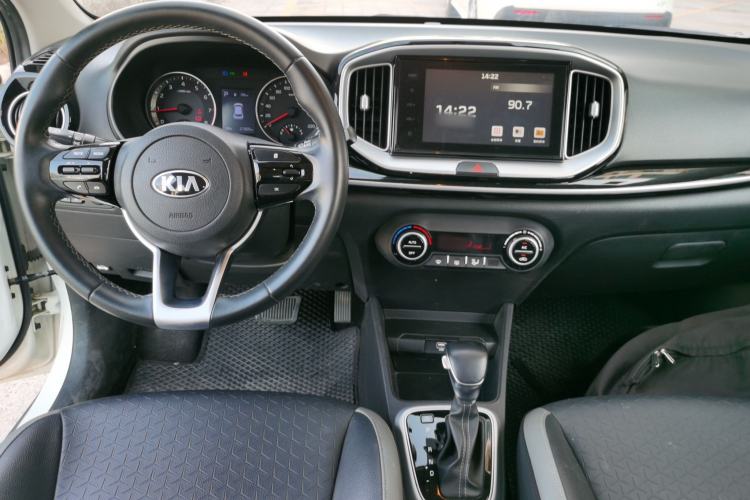 Used Kia Stonic 2019 1.4L Automatic Sport Edition China VI
